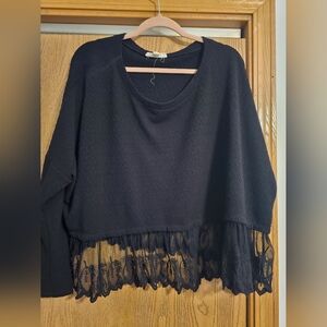 Cropped Lace Long Sleeve Top